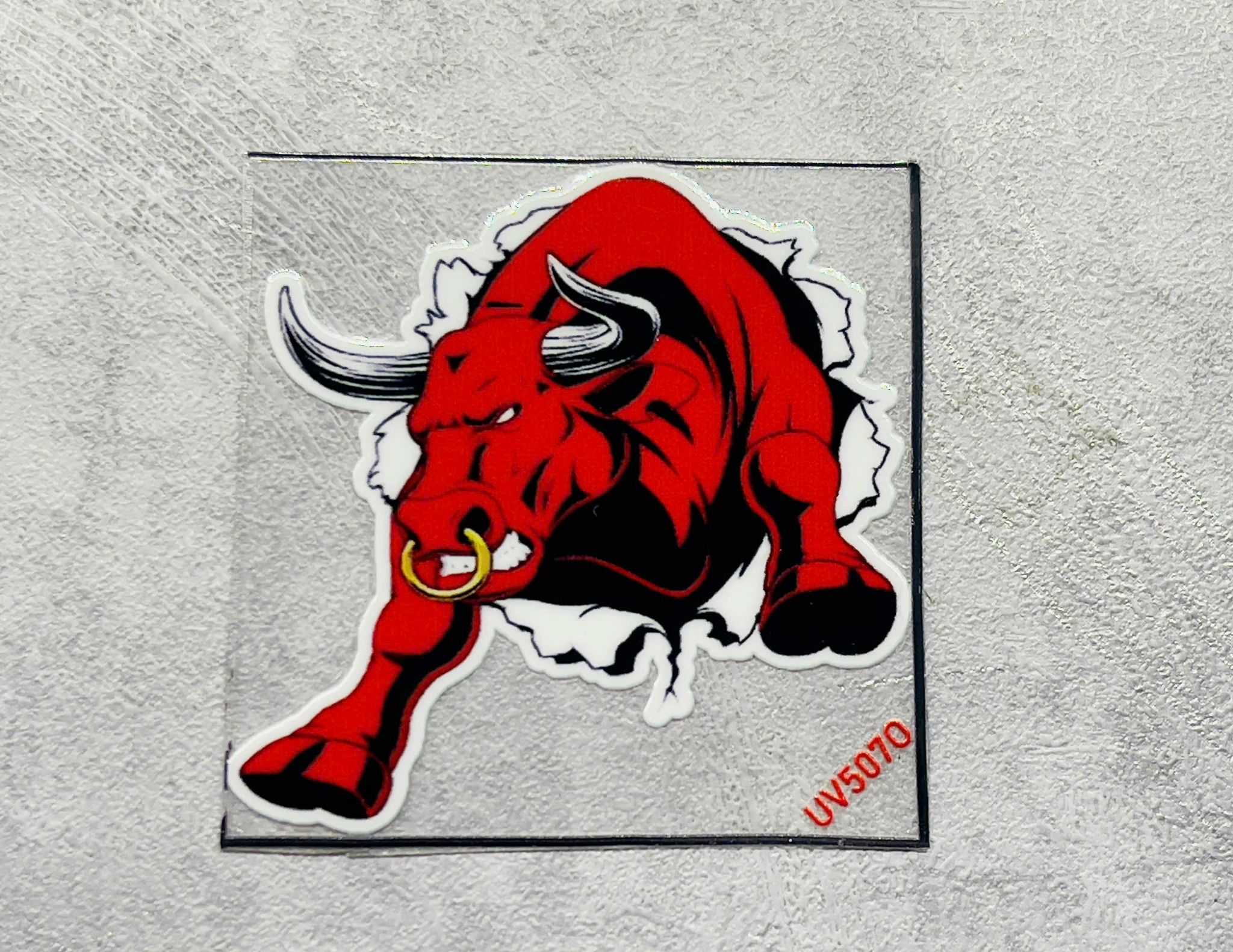 Decal UV trang trí mô hình - điện thoại - laptop - máy tính - nón - ly - mica chống nước - chống trầy - chống uv Redbull kích thước 5 x 5cm Autono1 UV507
