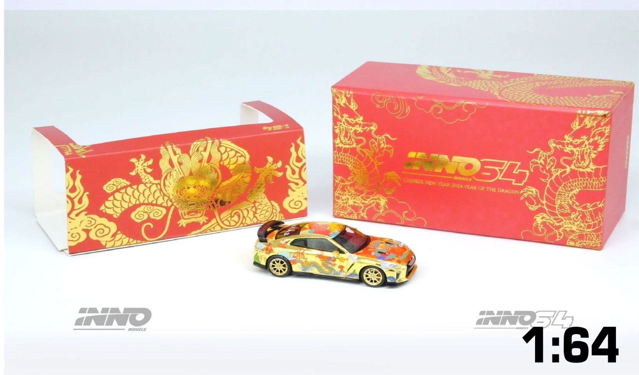 Mô hình xe Nissan Skyline GT-R (R35) Year Of The Dragon 2024 Chinese New Year Special Edition tỉ lệ 1:64 Inno64 IN64-R35-CNY24