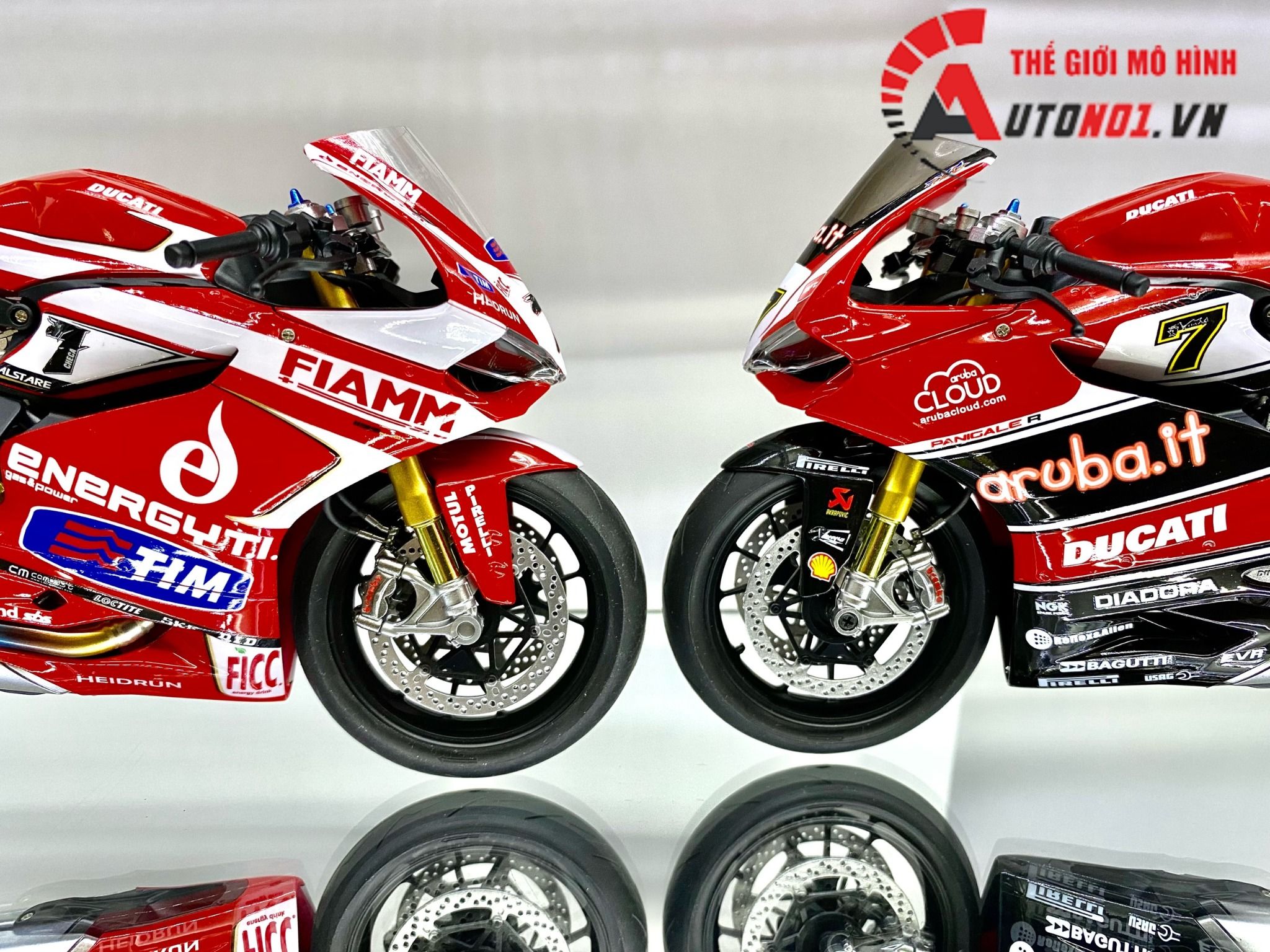 Mô hình xe Ducati Panigale 1199 Fiamm Tim Sbk 2013 #7 1:12 Tamiya D227d