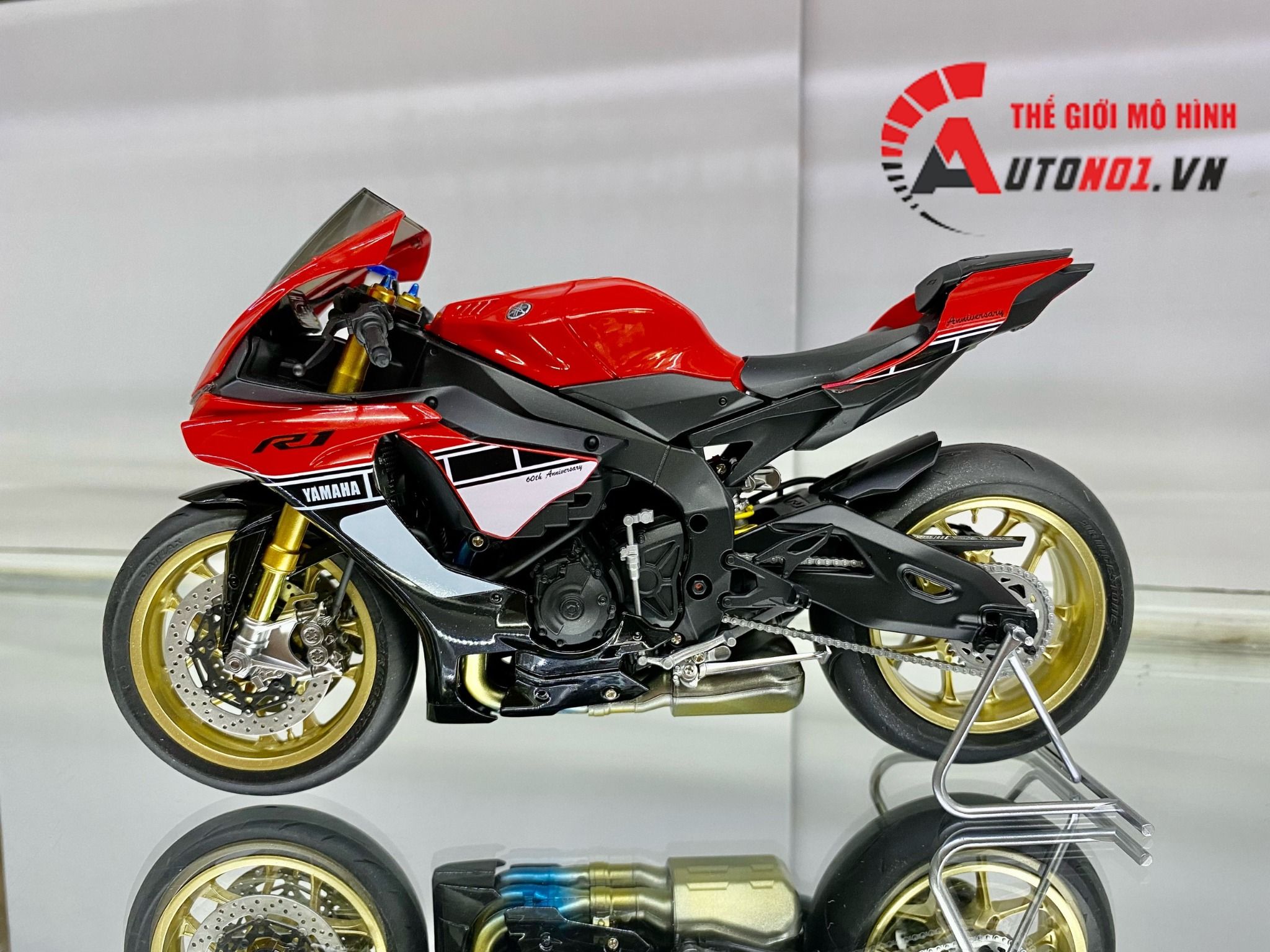 MÔ HÌNH XE YAMAHA YZF R1M ANNIVERSARY 60TH 1:12 TAMIYA D123G