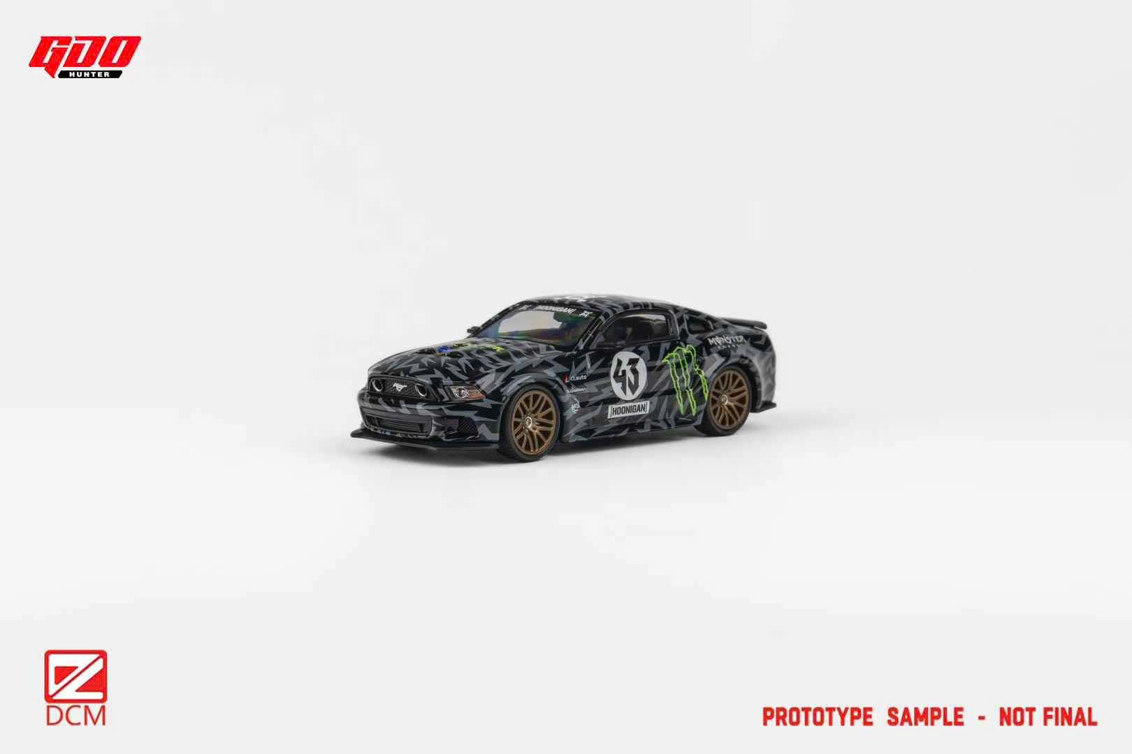 Mô hình xe Ford Mustang 2014 The second batch of two paint jobs tỉ lệ 1:64 GDO Hunter x DCM OT64106