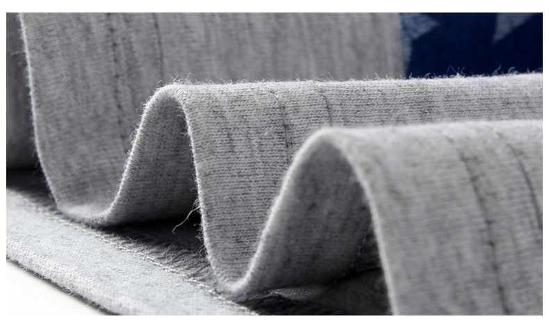 Áo thun cotton bé trai in hình khủng long