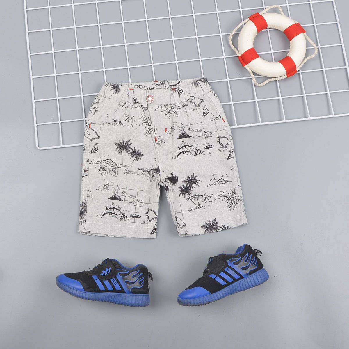 Quần short kaki bé trai in hình nhiều màu