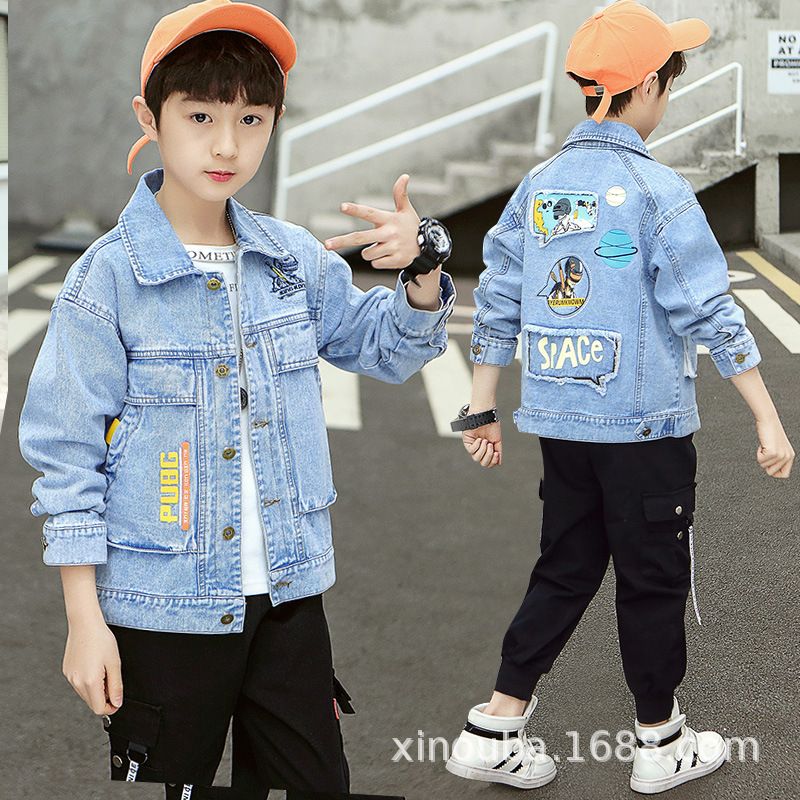 Áo khoác jean bé trai size đại TrueKids, Áo khoác jean bé trai phối hình in thêu nhiều hoạ tiết