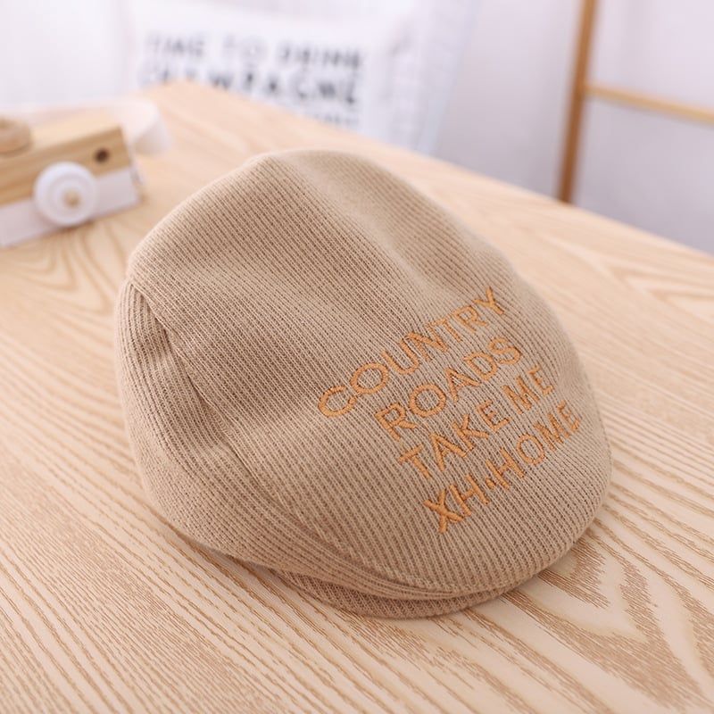 Mũ beret TrueKids, nón bê rê thêu chữ nhiều màu cho bé từ 3 - 8 Tuổi