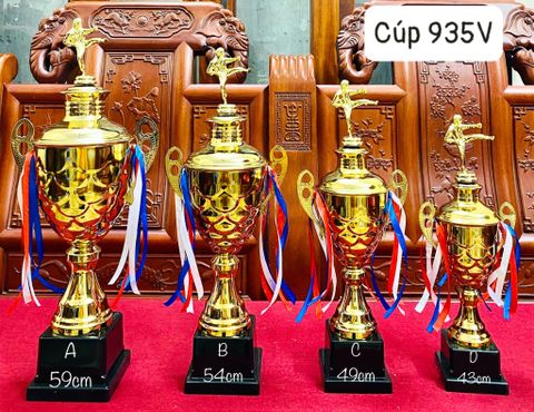 Cup Lưu Niệm Thể Thao 935 V