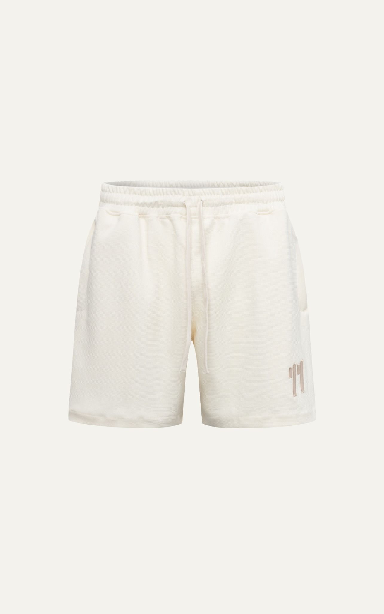  AG12 STUDIO LOOSE FIT ICONIC "11" SHORT - OFF WHITE 