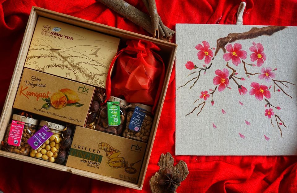 Quà tặng Hoa Đào ( Tranh hoa đào vẽ tay )