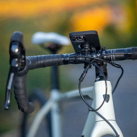  Ngàm Xe Đạp SP Micro Bike Mount cứng cáp và ổn định của ngàm xe đạp ổn định suốt cả quãng đường di chuyển 