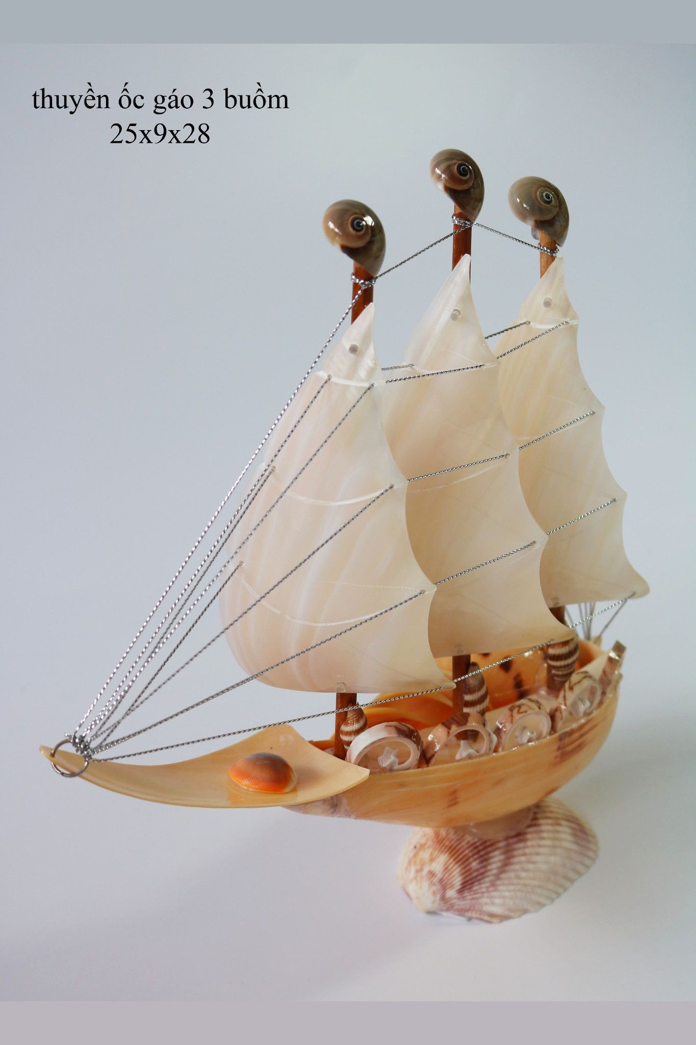 Thuyền buồm ra khơi (thuyền vỏ ốc giác 3 buồm) 