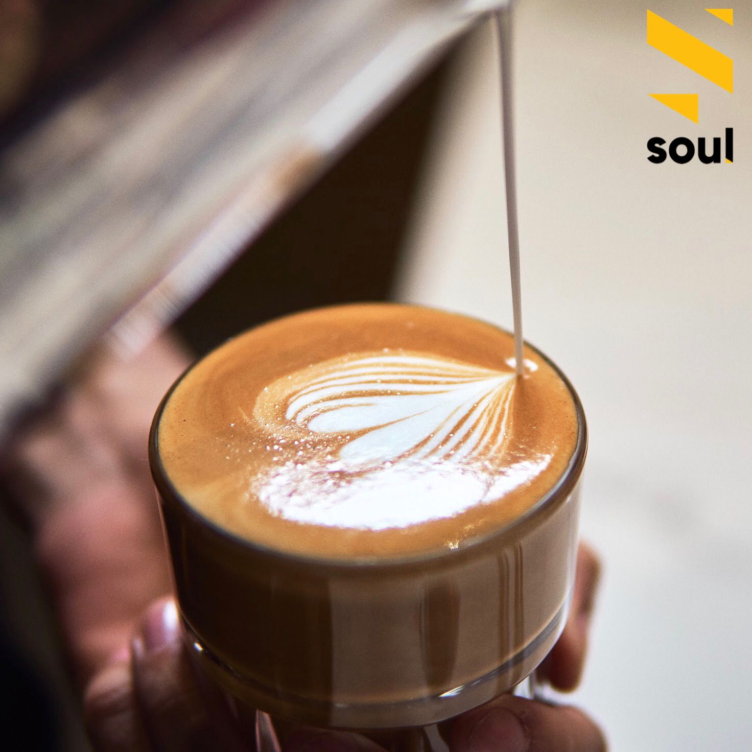 HAZELNUT LATTE (HOT/ ICED)