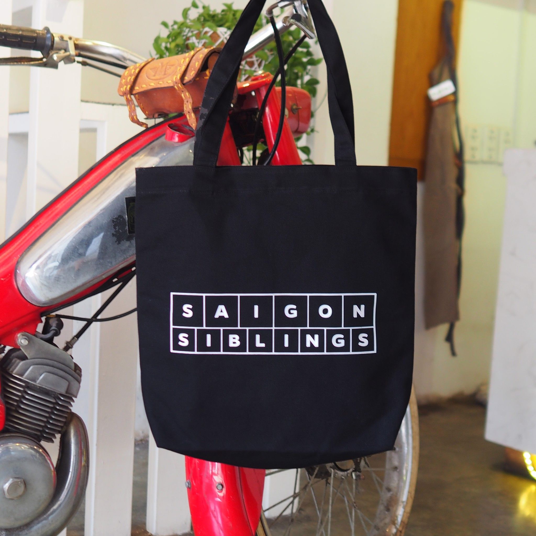 Phương's Tote Bag
