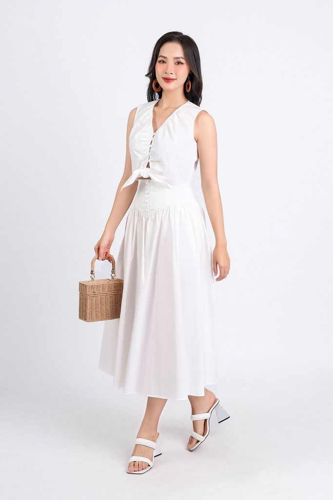 BAS33068 - Áo kiểu dạo phố vải kaki dáng croptop cổ chữ V nhún buộc eo tạo kiểu cài khuy thân trước - PANTIO