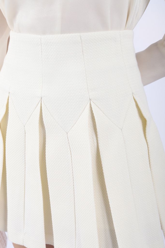 BJN72888 - Chân váy công sở vải dạ dáng xòe có lót quần vải habutai xếp ly bản to tạo kiểu khóa thân sau - PANTIO