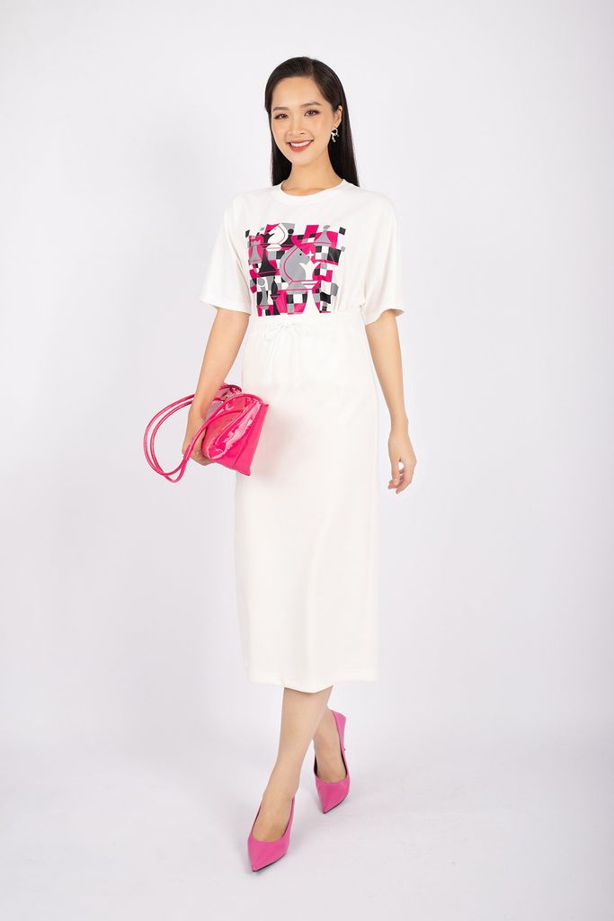 BAT92723 - Áo thun dạo phố vải cotton dáng suông thân ngực in họa tiết trang trí - PANTIO