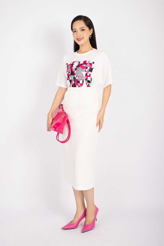 BAT92723 - Áo thun dạo phố vải cotton dáng suông thân ngực in họa tiết trang trí - PANTIO