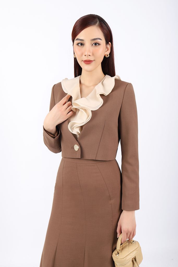 BKM72907 - Áo vest công sở vải thô dáng croptop cổ V sâu cài cúc - PANTIO