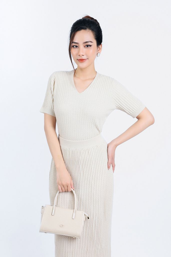 BOL446 - Áo len thời trang cao cấp dáng ôm co giãn cổ xẻ chữ V tay ngắn - PANTIO