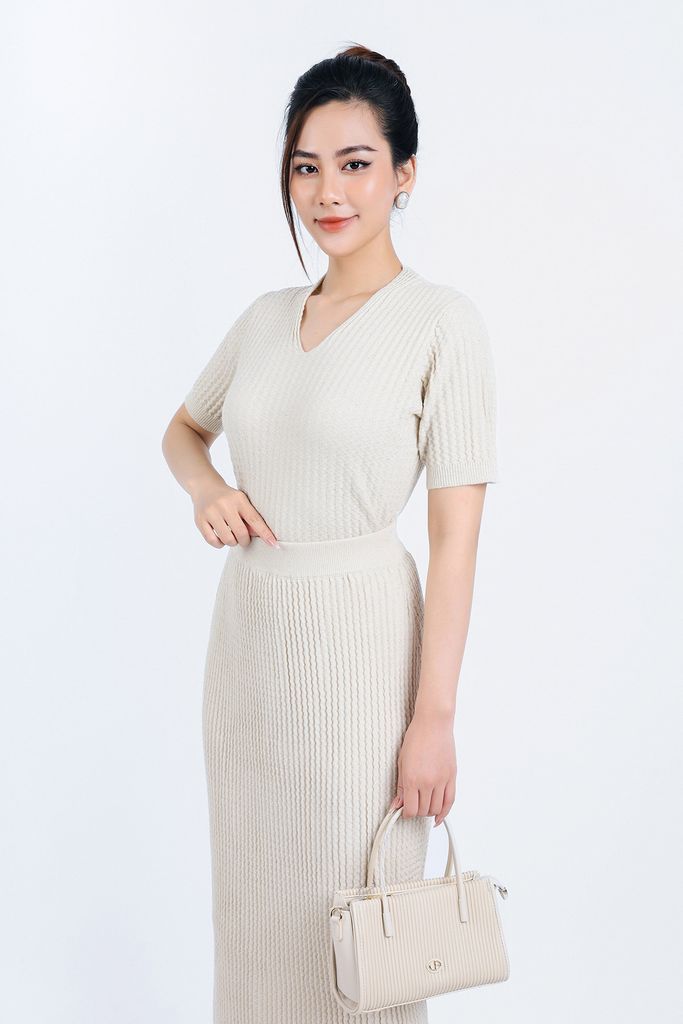 BOL446 - Áo len thời trang cao cấp dáng ôm co giãn cổ xẻ chữ V tay ngắn - PANTIO