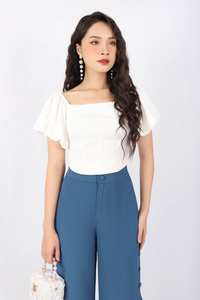 FAK31302 - Áo kiểu dạo phố vải tuytsi dáng croptop cổ vuông vai chun tay bồng thân sau bo chun - PANTIO