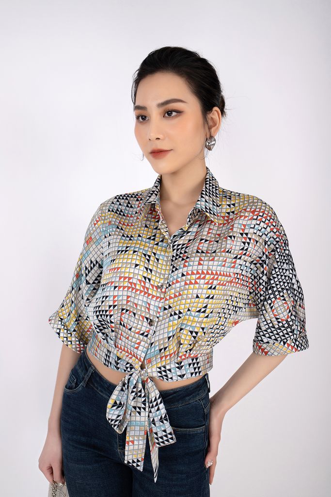 FAS33213 - Áo sơ mi dạo phố chất liệu lụa dáng croptop nẹp gấu buộc nơ - PANTIO