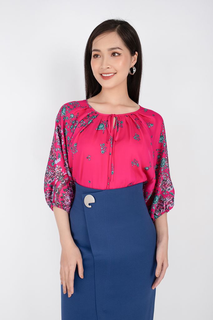 FAS33249 Áo sơ mi công sở vải lụa dáng croptop bo chun tay lỡ cánh rơi - PANTIO