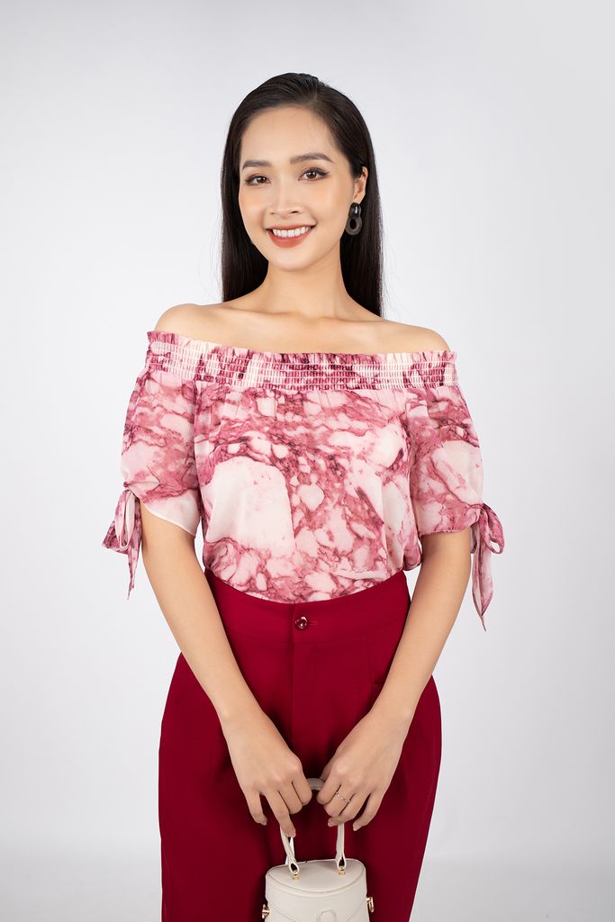 FAS33354 - Áo kiểu dạo phố vải chiffon dáng suông vai trễ bo chun tay buộc nơ tạo kiểu - PANTIO