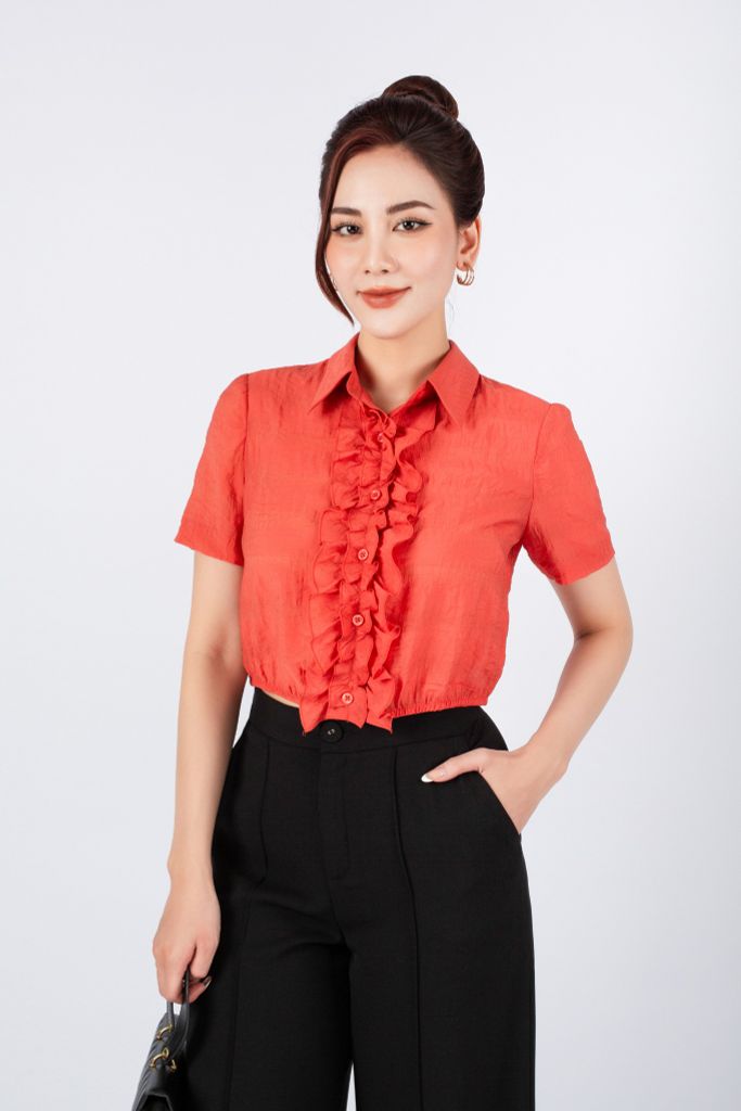 FAS53601 - Áo kiểu công sở vải thô mỏng dáng croptop cổ đức nẹp khuy phối bèo trang trí gấu bo chun - PANTIO