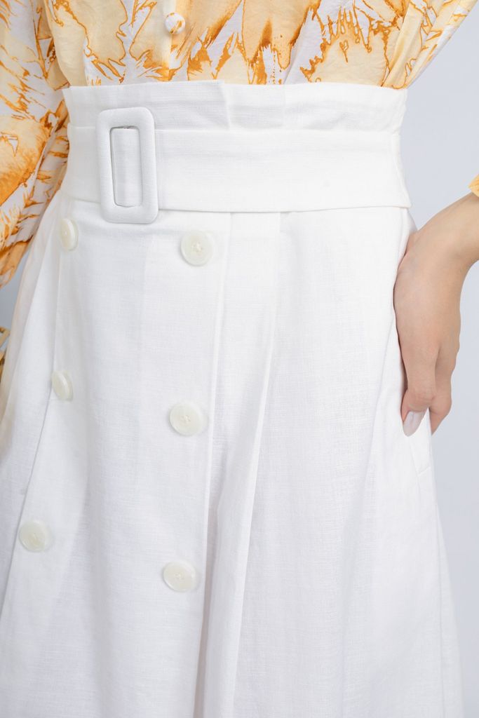 FJD31148 - Chân váy công sở vải linen dáng xoè có lót vải thô boi thân đính cúc trang trí khoá thân sau - PANTIO