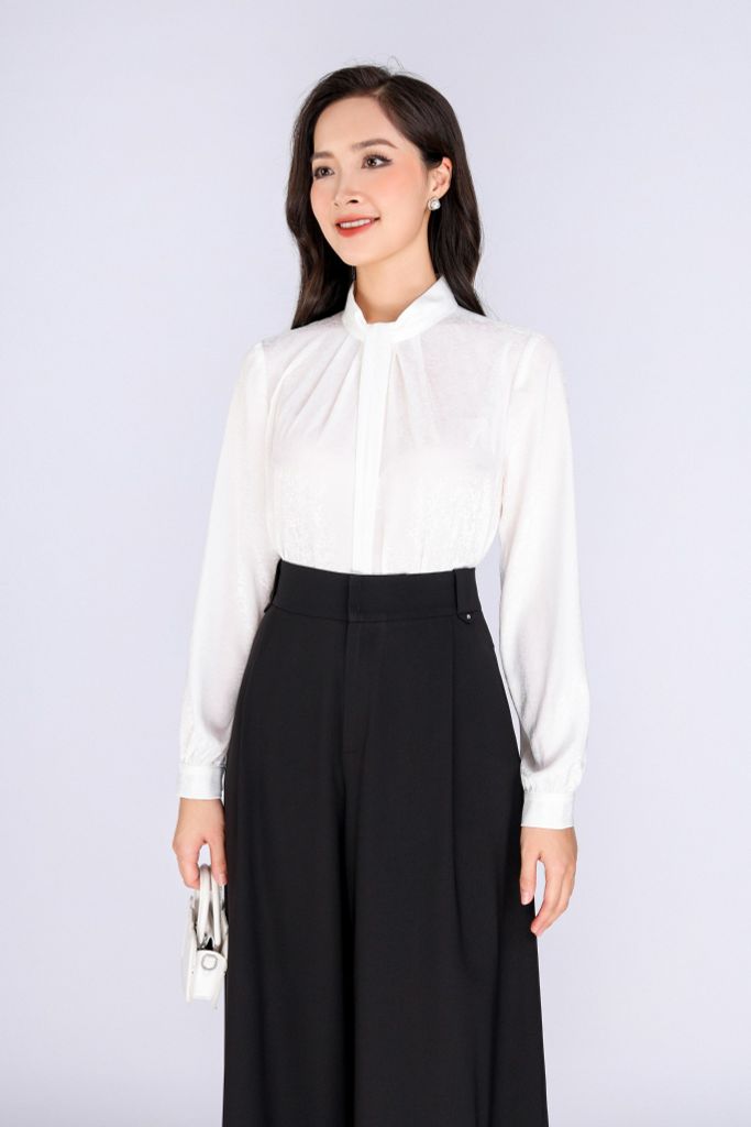FAS53811 - Áo kiểu công sở vải lụa gấm dáng suông cổ kiểu vặn nhún trang trí - PANTIO