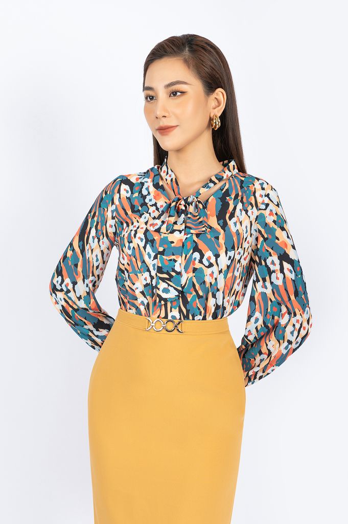 FAS73389 - Áo kiểu công sở vải lụa dáng croptop cạp bo chun cổ buộc nơ - PANTIO