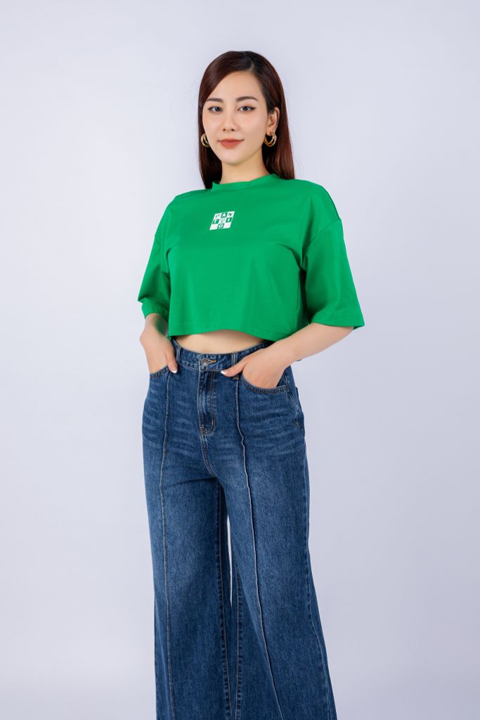 FAT3357 - Áo thun dạo phố vải cotton dáng croptop suông rộng cổ tròn tay lỡ thân ngực phối hình in trang trí - PANTIO