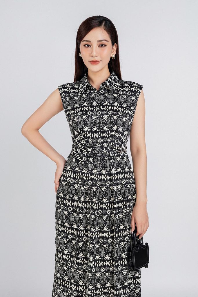 FDC34122 - Đầm công sở vải lụa dáng suông cổ đức vai chờm eo phối đai vải nối xích kim loại - PANTIO