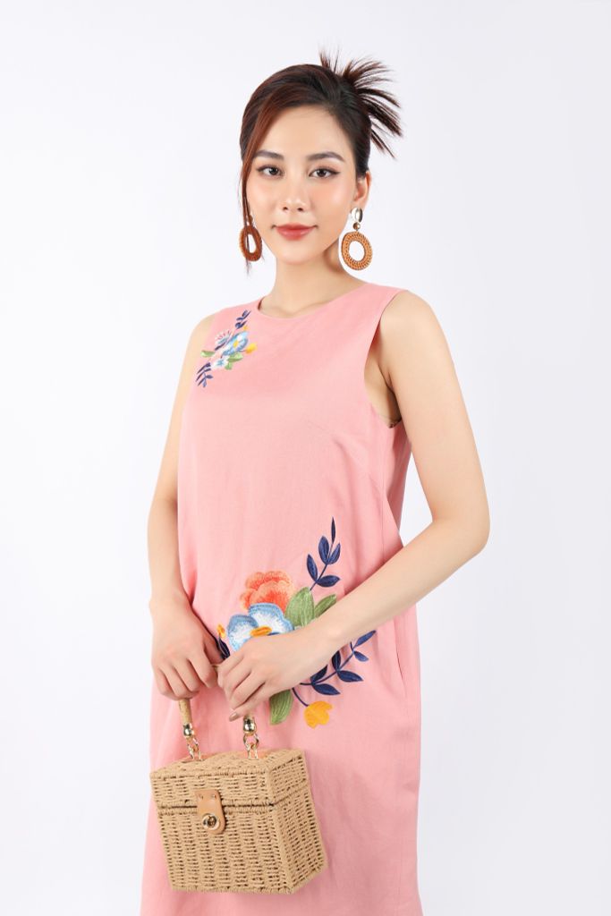 FDP33062 - Đầm dạo phố vải linen dáng bom cổ tròn thân thêu họa tiết trang trí - PANTIO