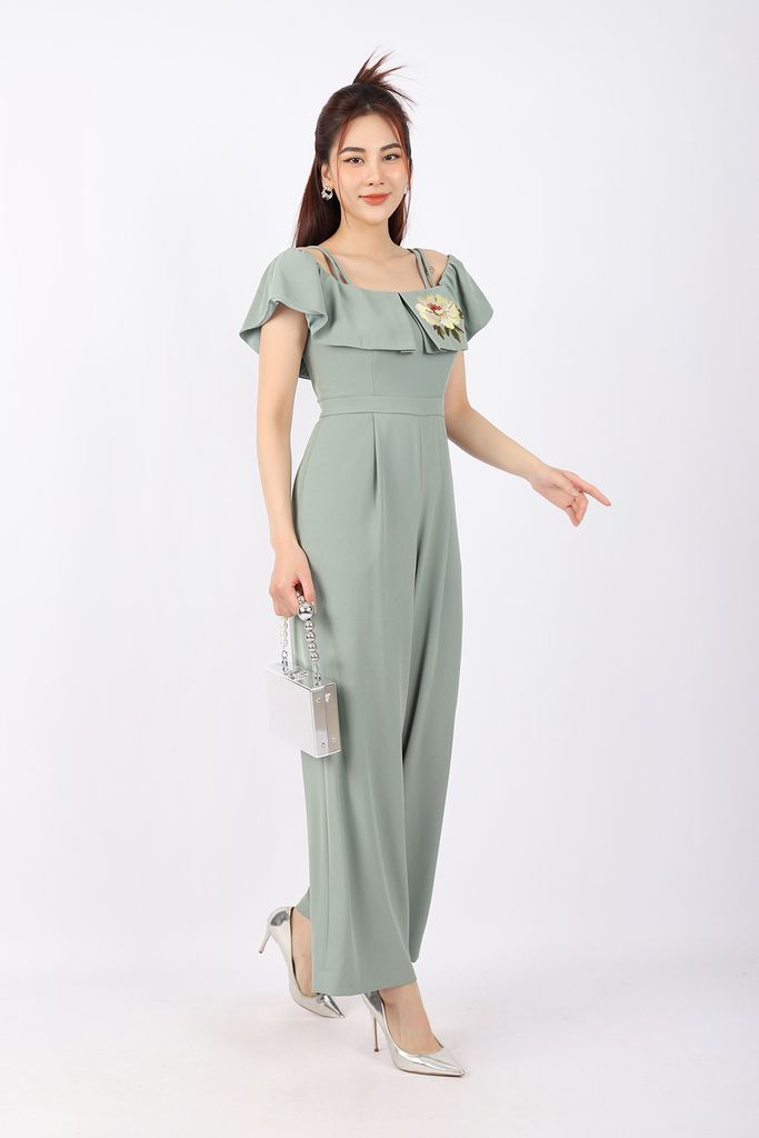 FJS3166 - Jumpsuit công sở vải tuytsi dáng suông ống rộng hai dây bèo ngực đổ vai phối họa tiết thêu khóa thân sau - PANTIO