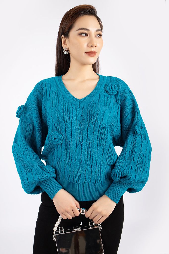 FOL269 - Áo len cao cấp dáng suông cổ V tay cánh rơi phối hoa đính trang trí - PANTIO