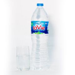 Thùng Nước Khoáng Lavie 1.5L