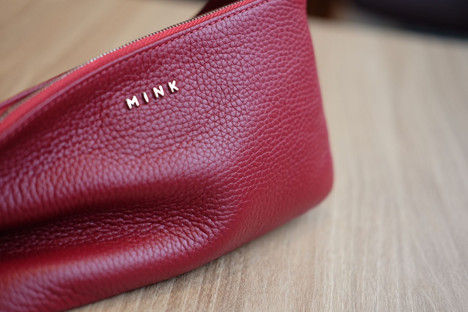 KANDY Clutch cầm tay da bò thật màu đỏ IY01-34