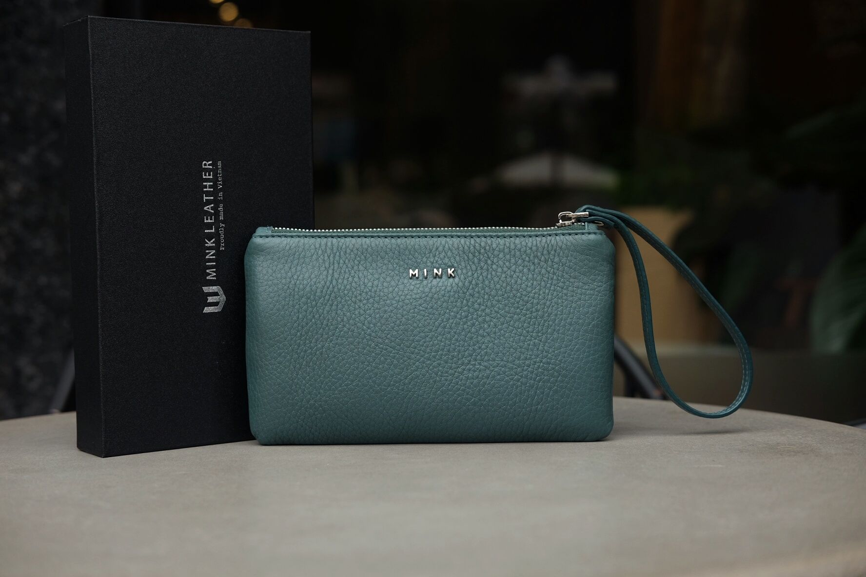 KANDY Clutch cầm tay da bò thật màu xanh cổ vịt IY01-72