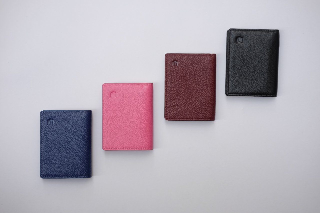 HESTIA- Ví 2 gấp nhỏ gọn Unisex da thật màu đen - IQ20-10