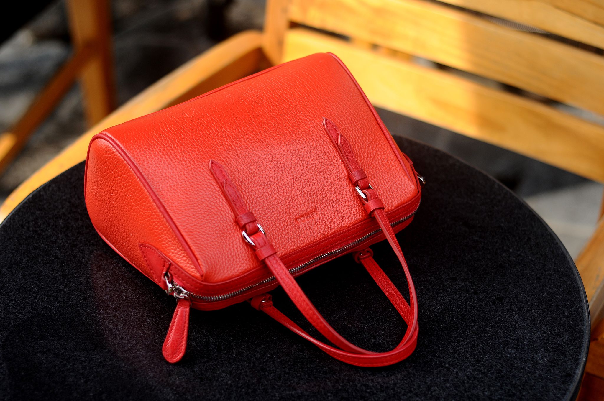 MAYA DUFFLE BAG - IN NATURAL MILLED LEATHER - GX03-34