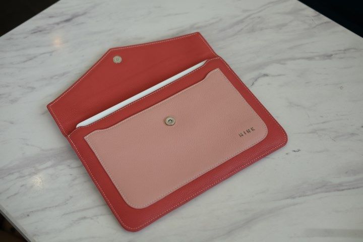 HERA Tablet Clutch IW05-4532