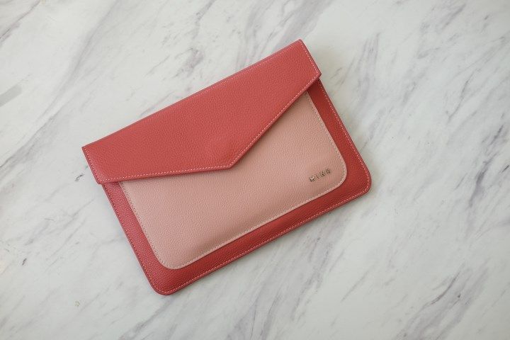 HERA Tablet Clutch IW05-4532