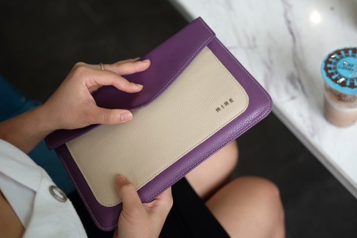 HERA Tablet Clutch IW05-9526