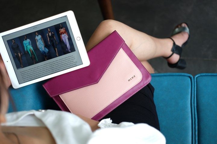 HERA Tablet Clutch IW05-9332