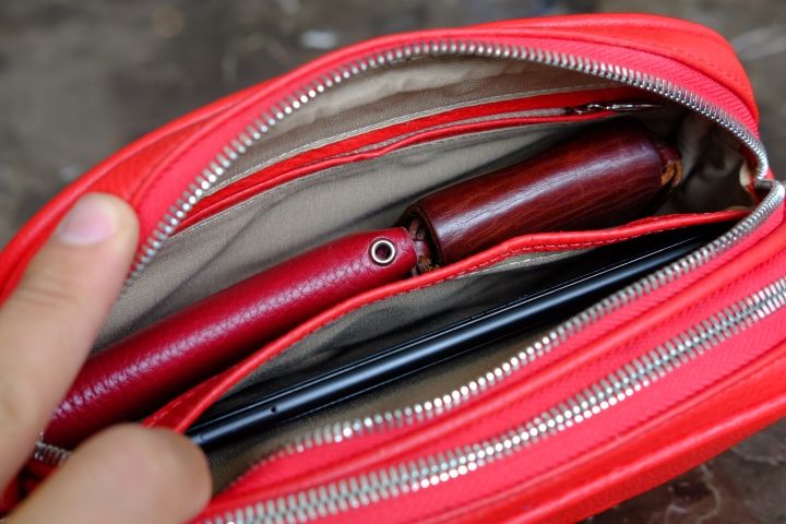 ELEGANT Crossbody Bag - IW08-35