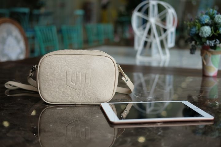 ELEGANT Crossbody Bag IW08-26