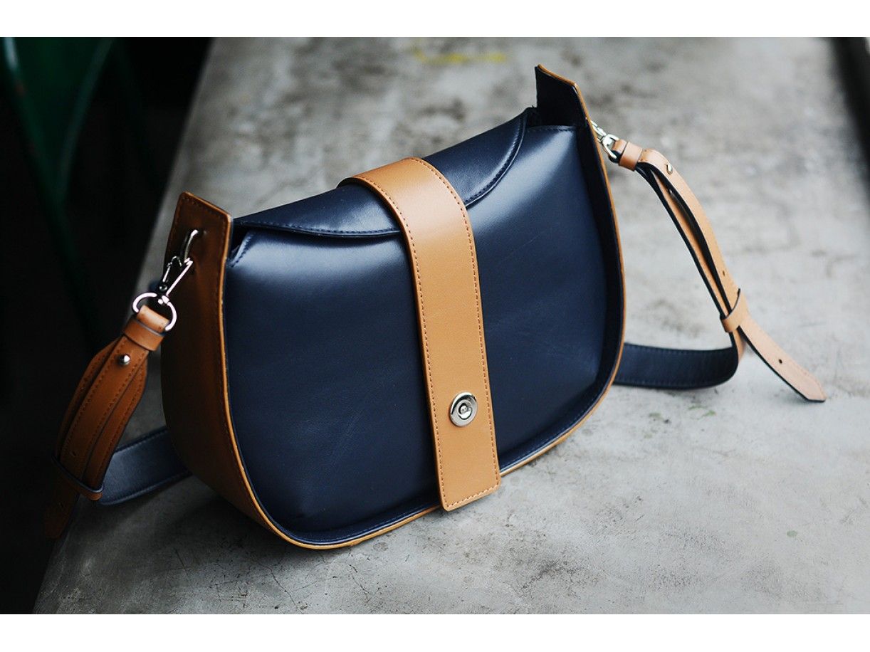Sassy Crossbody - In Natural Milled Leather - Blue Navy Vs Brown