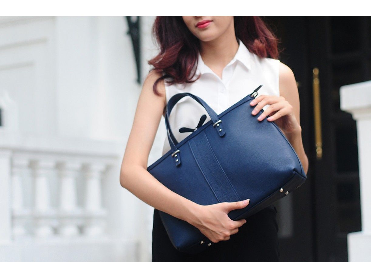 ORATOR - IN NATURAL MILLED LEATHER - BLUE NAVY
