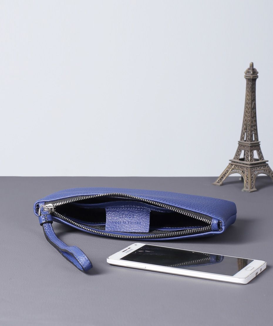 MABEL CLUTCH - CLUTCH CẦM TAY KHÓA KÉO NỮ BẰNG DA THẬT MÀU XANH DA TRỜI - FQ19-771